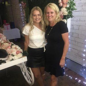 Meet your Posher, Hayley